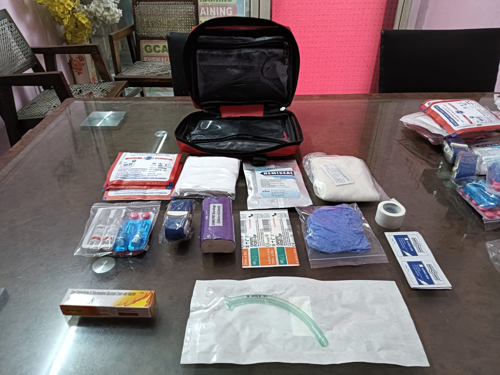 TRAUMA KIT